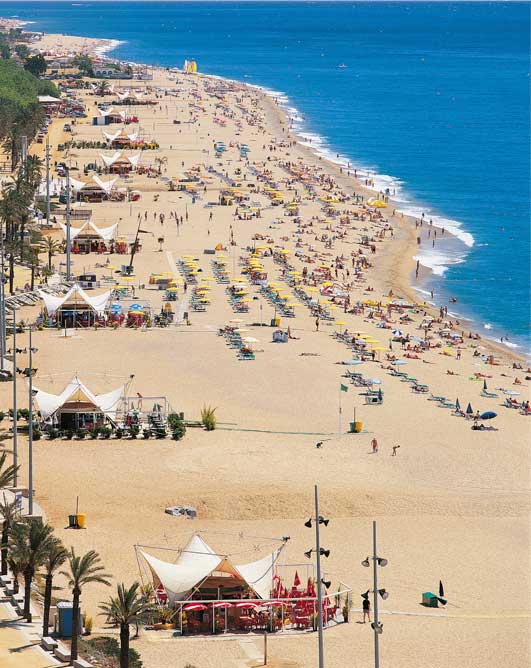 playa grande-strand in-calella vakantie spanje