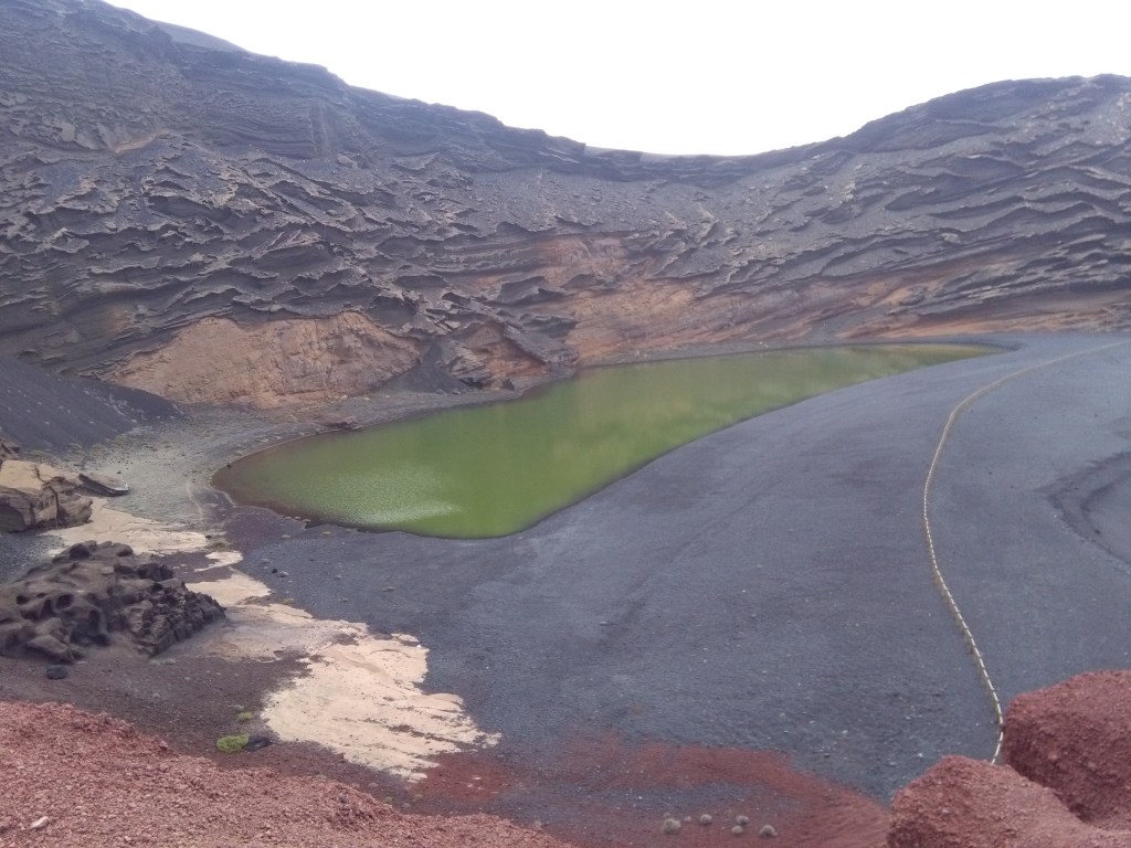 El Golfo groen meer aan zee - Lanzarote
