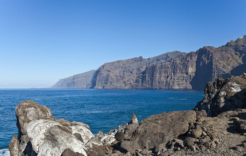 Los_Gigantes,_Tenerife,_Spanje mooiste stranden van het eiland