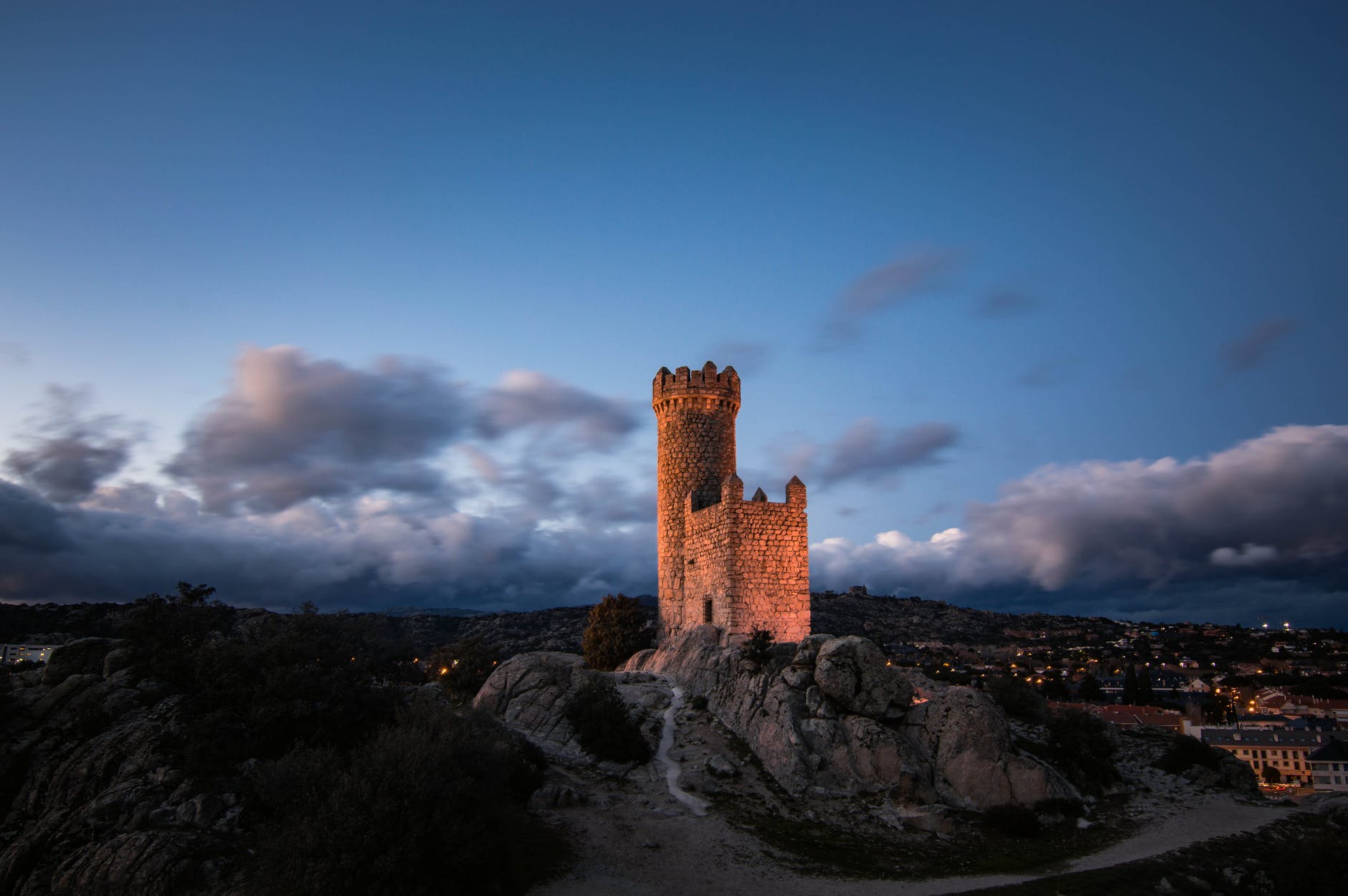 veel mooie bezienswaardigheden vakantie spanje architectuur, cultuur, gebouwen en prachtige natuur en stranden