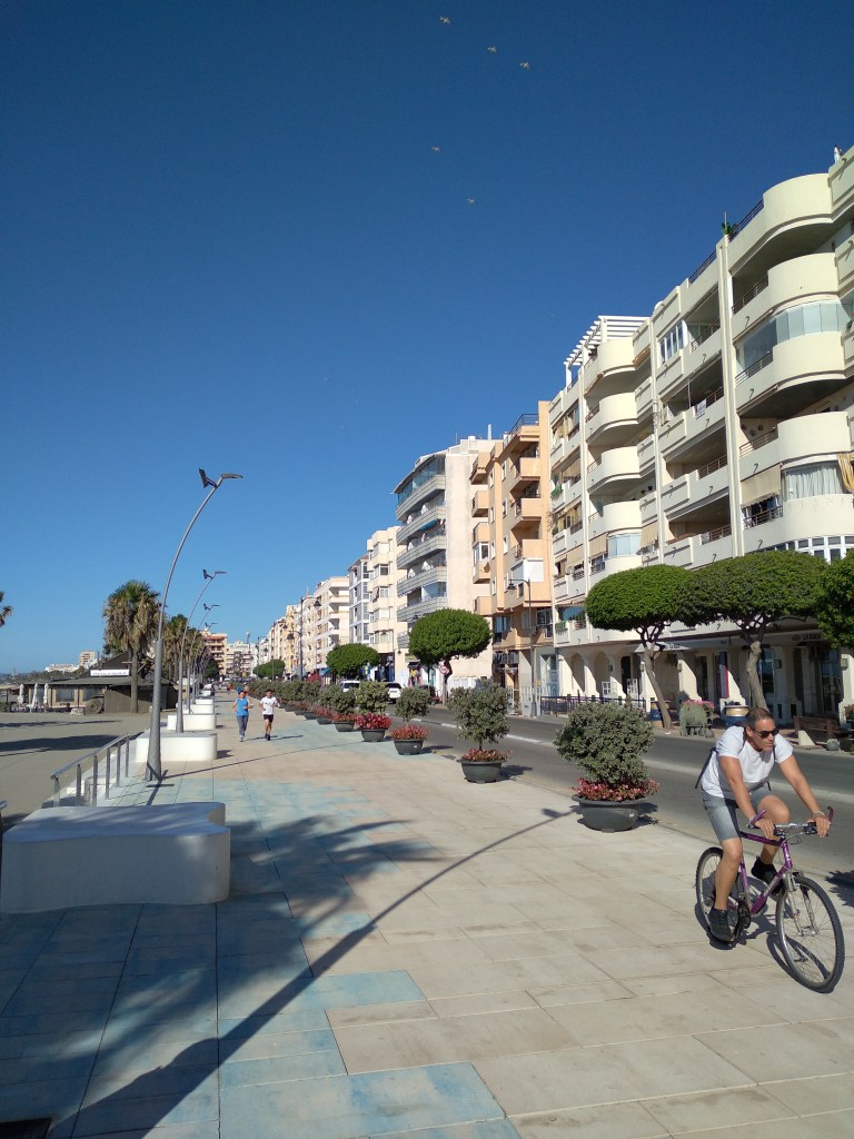 boulevard-estepona-vakantie-spanje-costa-del-sol-1