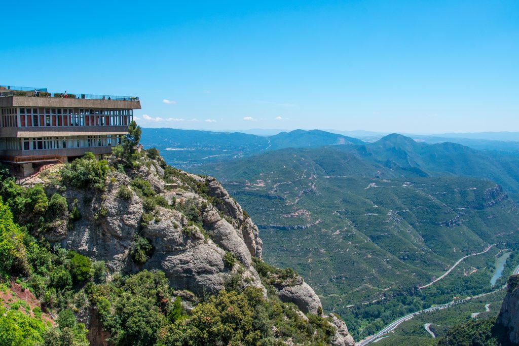 Restaurant-op de top van de berg Montserrat - Spanje